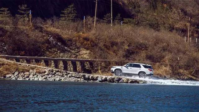 长安CS95怼广汽传祺GS8：20万7座自主SUV硬碰硬