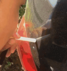 人都被热晕了，车子会被晒坏吗？