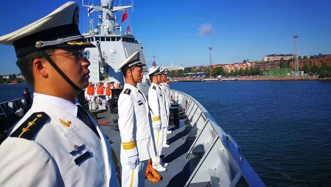 中国海军常服和礼服图片