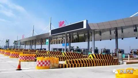 过收费站也有“潜规则” 你中过招吗？