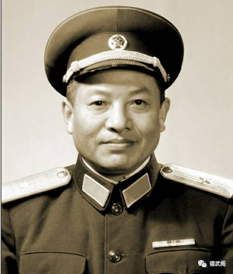 开国少将徐光友之女父亲晚年见有人贪腐拍桌子