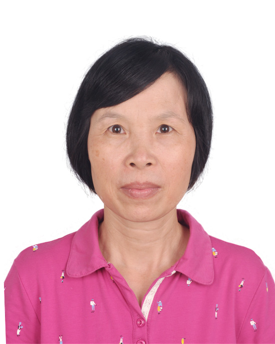 李玉梅:后妈有"大爱" 家庭满温情