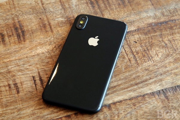 外媒:这款iphone8模型机99%接近真机