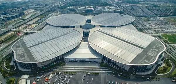 上海:虹桥四叶 "超级航母"领航"国际会展之都"_虹桥国家会展中心-会展