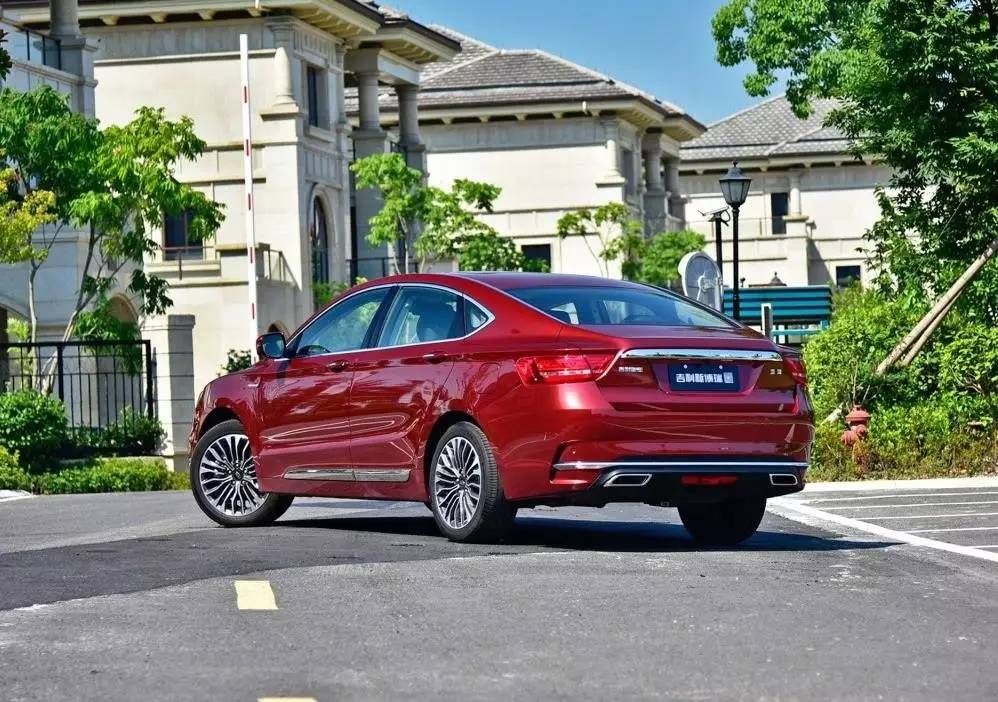 不到10万！真正自动挡宝骏560上市，还有7座可以选！