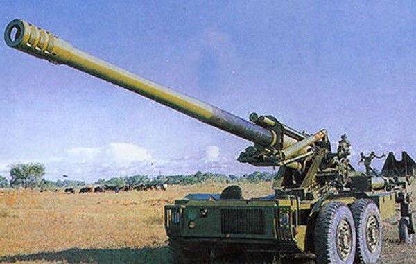 中印两国同时引进西方155毫米榴弹炮技术,中国引进了奥地利ghn-45型