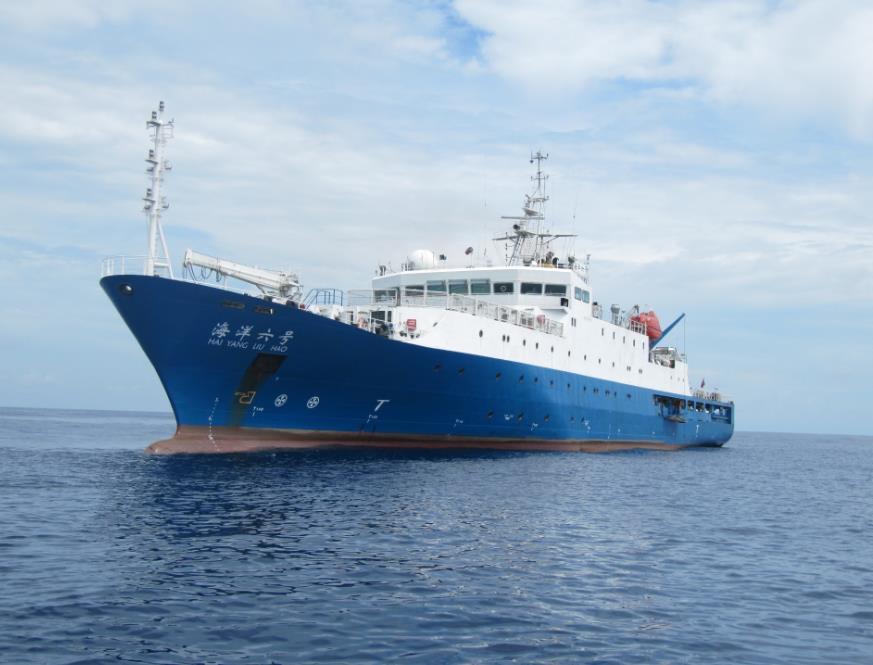 海洋六号船继续执行大洋41b航次第二航段科学考察