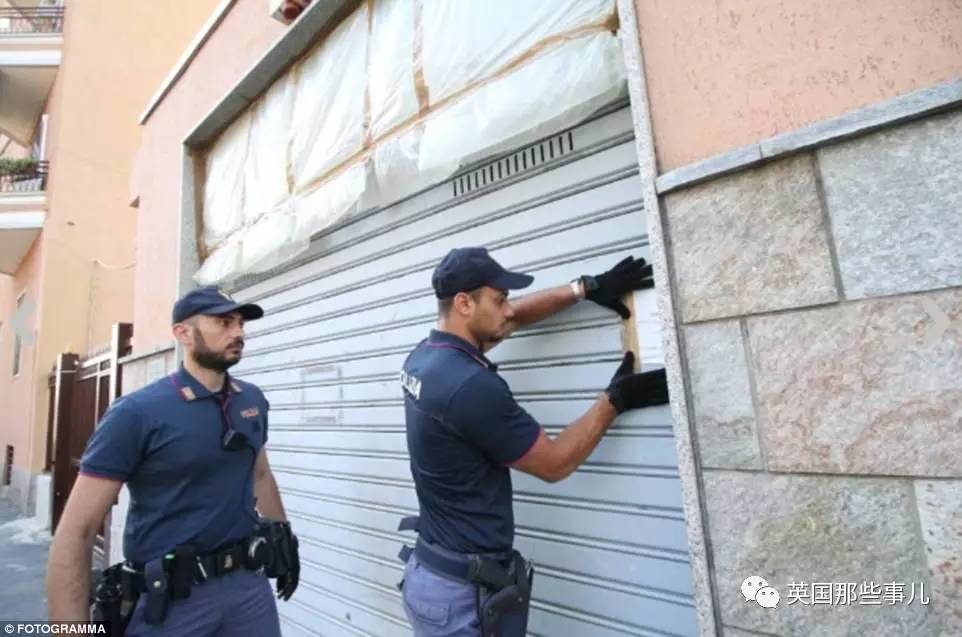 本想去拍片当模特,却被绑架当成性奴在暗网拍