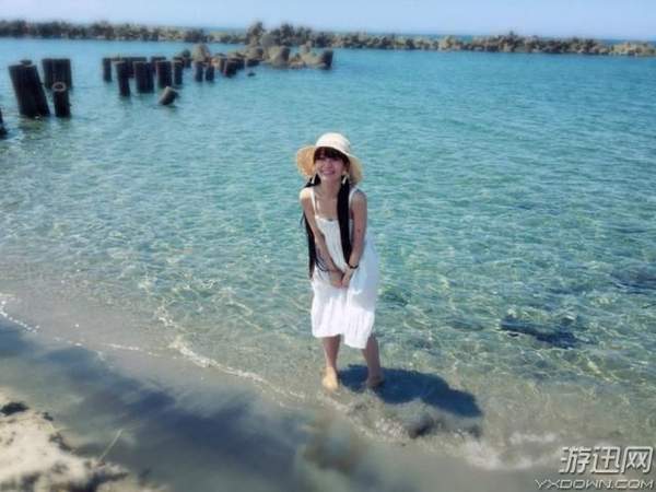 日本美女动画师矢野茜晒美照 海边戏水身材颜值俱佳