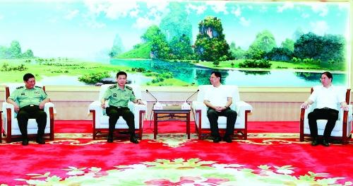 陆军特种作战学院主官亮相肖秋良谢贻平分任院长政委