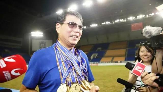 根宝回来了!还是熟悉的崇明,又一支新球队将征战中国足球联赛