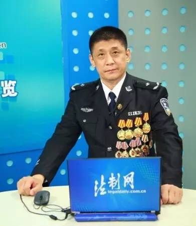 赵路新,男,汉族,中共党员,1993年入警,现任辽宁省沈阳市公安局刑侦