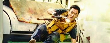 《战狼2》在美国上映受追捧|战狼2|军事|吴京_新浪新闻