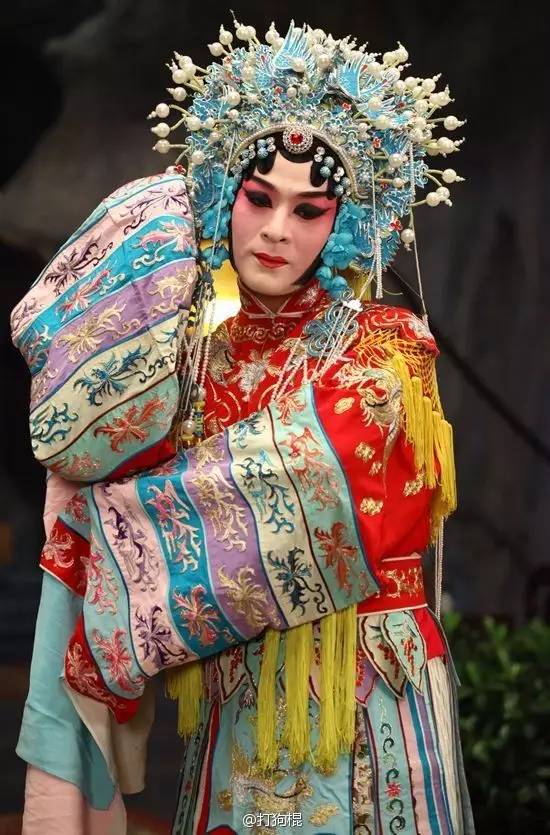 没有大红过,但他的脸你一定认得出