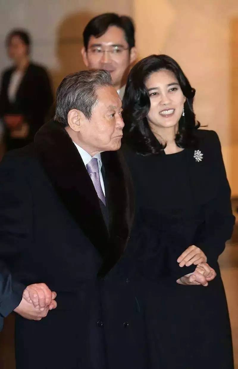 离婚被索赔70亿三星豪门千金错嫁渣男三观不合的男人不能嫁
