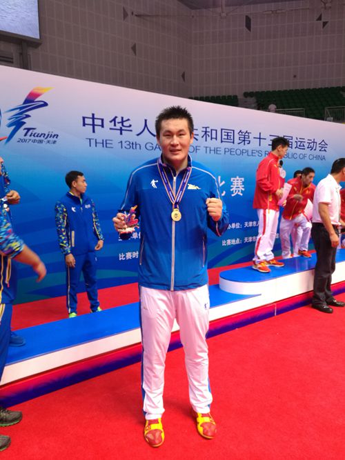 牟海鹏勇夺拳击金牌 重竞技项目比赛获得开门红|牟海