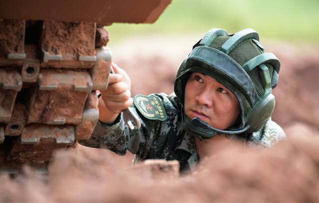 黄草岭功臣连车长王锐:一名铁血战士的胜战之梦