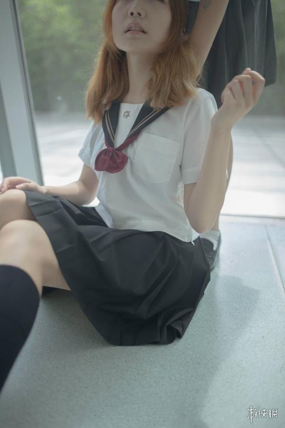 每日福利送不停俏皮可爱的美少女水手服萌萌超诱惑