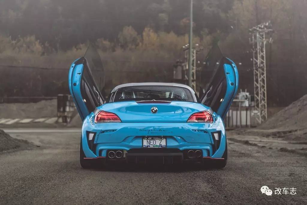 全新宝马Z4和丰田新Supra竟有血缘关系，论拉风撩妹谁更强？