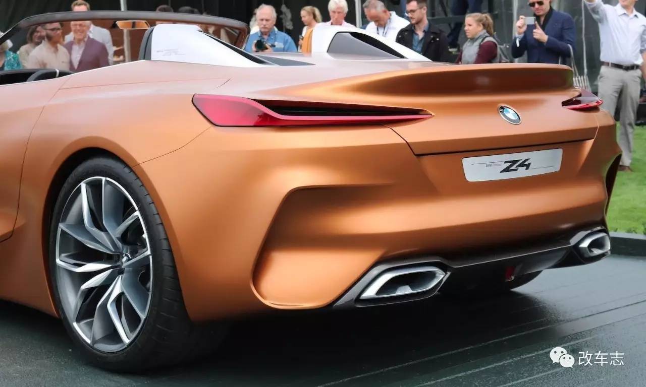 全新宝马Z4和丰田新Supra竟有血缘关系，论拉风撩妹谁更强？