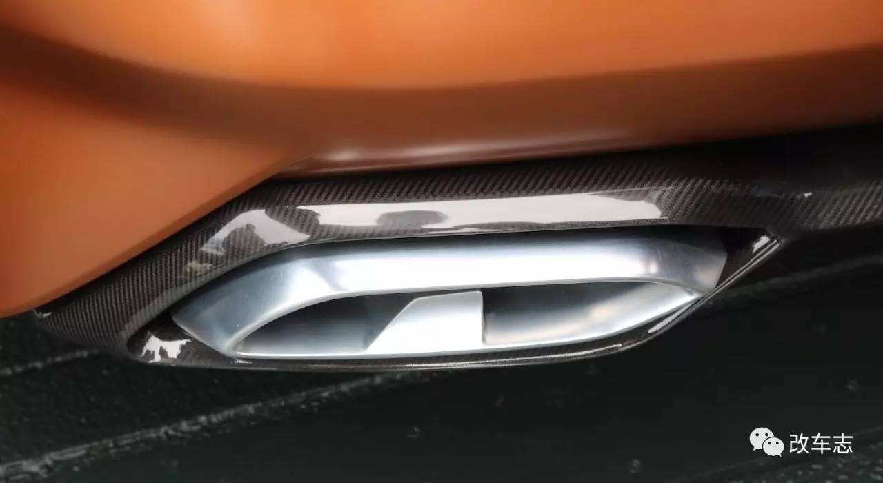 全新宝马Z4和丰田新Supra竟有血缘关系，论拉风撩妹谁更强？