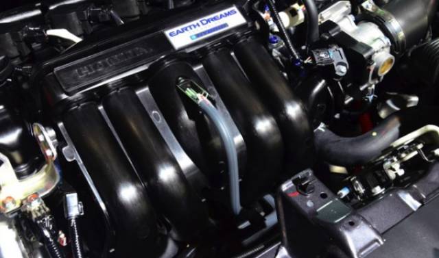 原厂前后包围大扰流，欧版新款飞度才是真正的本田