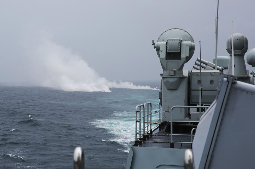 火力全开 北海舰队邯郸舰实弹射击演习纪实