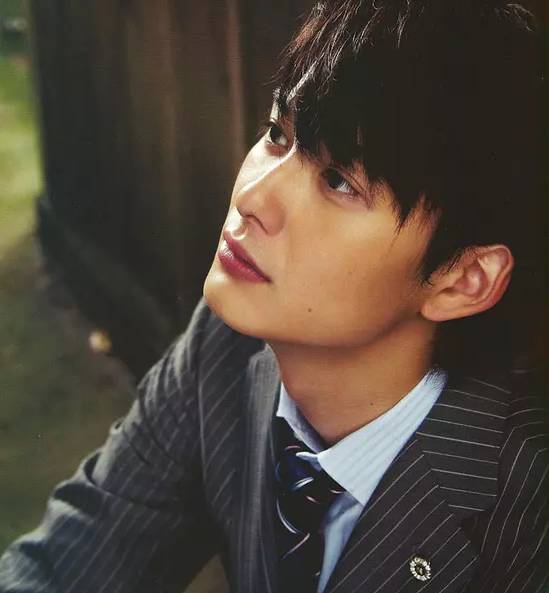 超无敌可爱犬系男星top10!这些小哥哥比小狗狗要可爱一百倍!