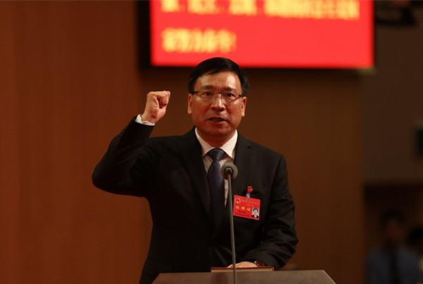 陈如桂同志简历陈如桂,男,汉族,1962年9月生,广东廉江人,1992年10月