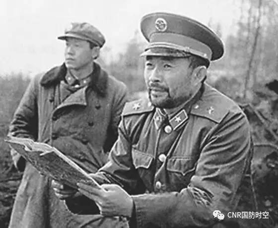 大胡子师长吴长富逝世:曾因救火灾没时间刮胡子