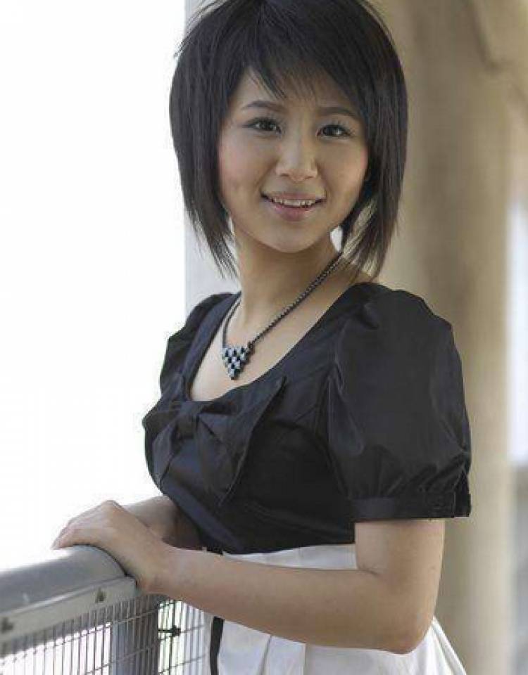 杨紫回怼营销号 对比过去的15年你看她脸变了吗?|杨紫|整容|营销_新浪