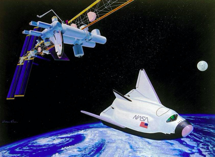 NASA公布新一代航天飞船 “追梦者” 实拍照片_手机新浪网