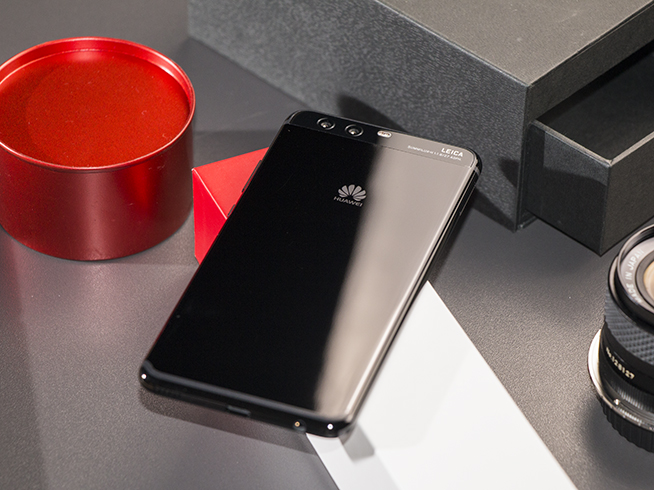 华为p10系列正式发布后,除了配置以外,丰富的机身配色也成为p10系列的