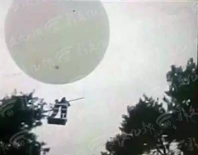 延边男子坐氢气球被吹上八百米高空!生死关头