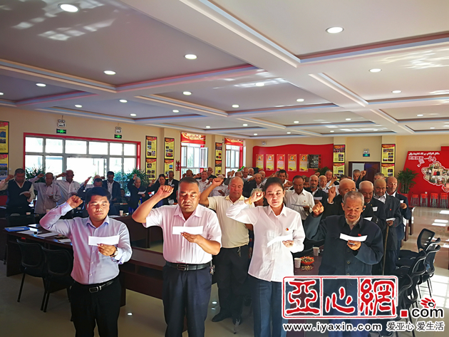 新疆拜城县察尔齐镇召开古尔邦节座谈会