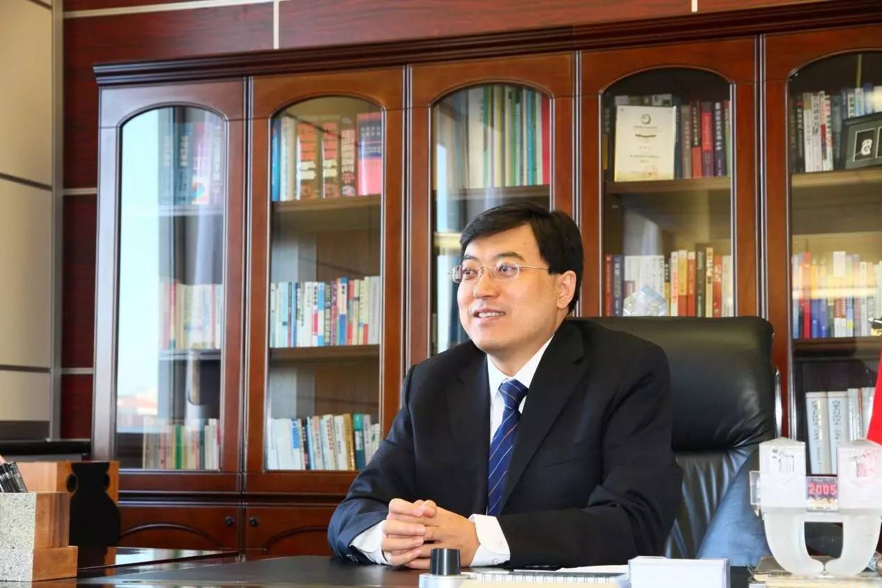 揭秘伊利董事长潘刚的“平衡管理术”__财经头条