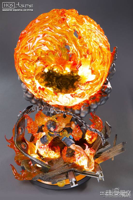 用双手创造一圈一圈的炎戒,最后合成一个大火球,威力十分巨大