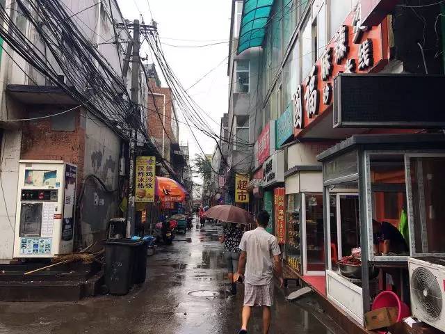 我在望京的"唐家岭"住了两天一夜