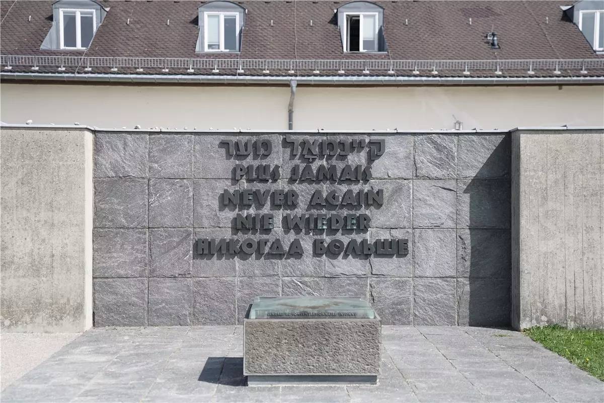 这里埋藏着这个国家的"黑暗历史",如今他们这样纪念