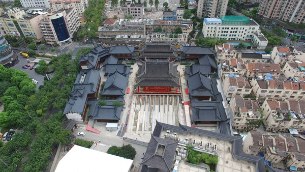 上海玉佛寺近百岁大雄宝殿如何平移