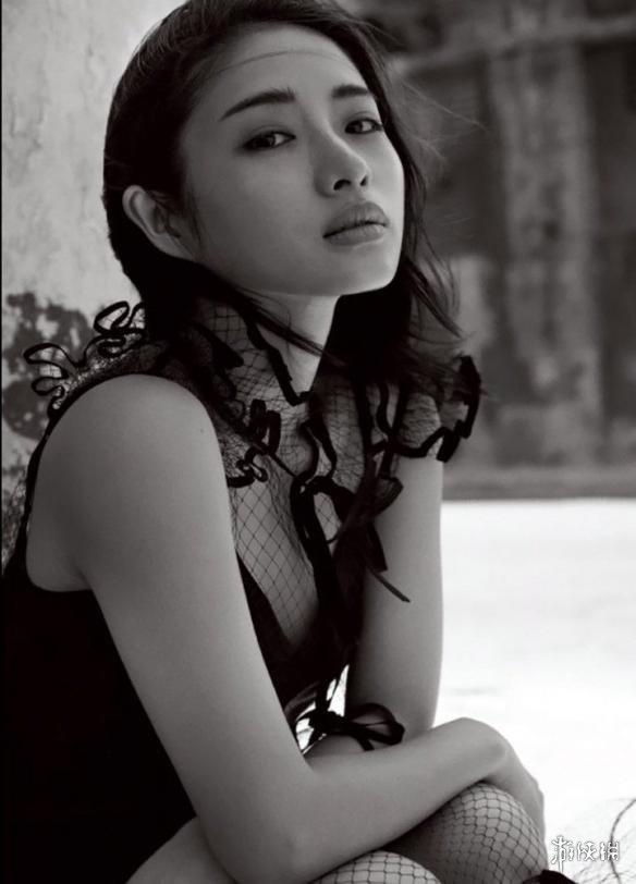 30岁美貌不输18少女!石原里美素颜写真大秀事业线