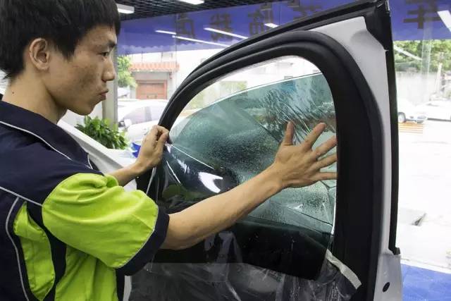 早知道问题这么严重，我就不随便贴膜了