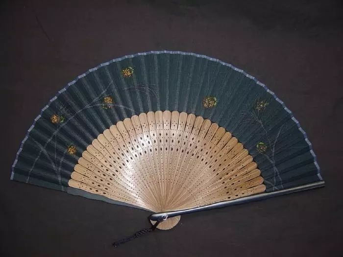 中日文化史上一次有趣的交流——日本和扇文化| 日本文化