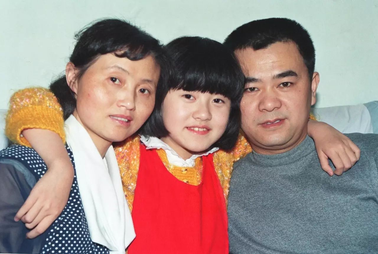 西安女孩李欢4岁时被查出患有"进行性肌营养不良症",这在医学上被认为