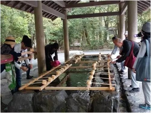 日本神道教究竟是什么?浅谈日本的神道教|日本文化|神道教|神社|天皇_新浪新闻