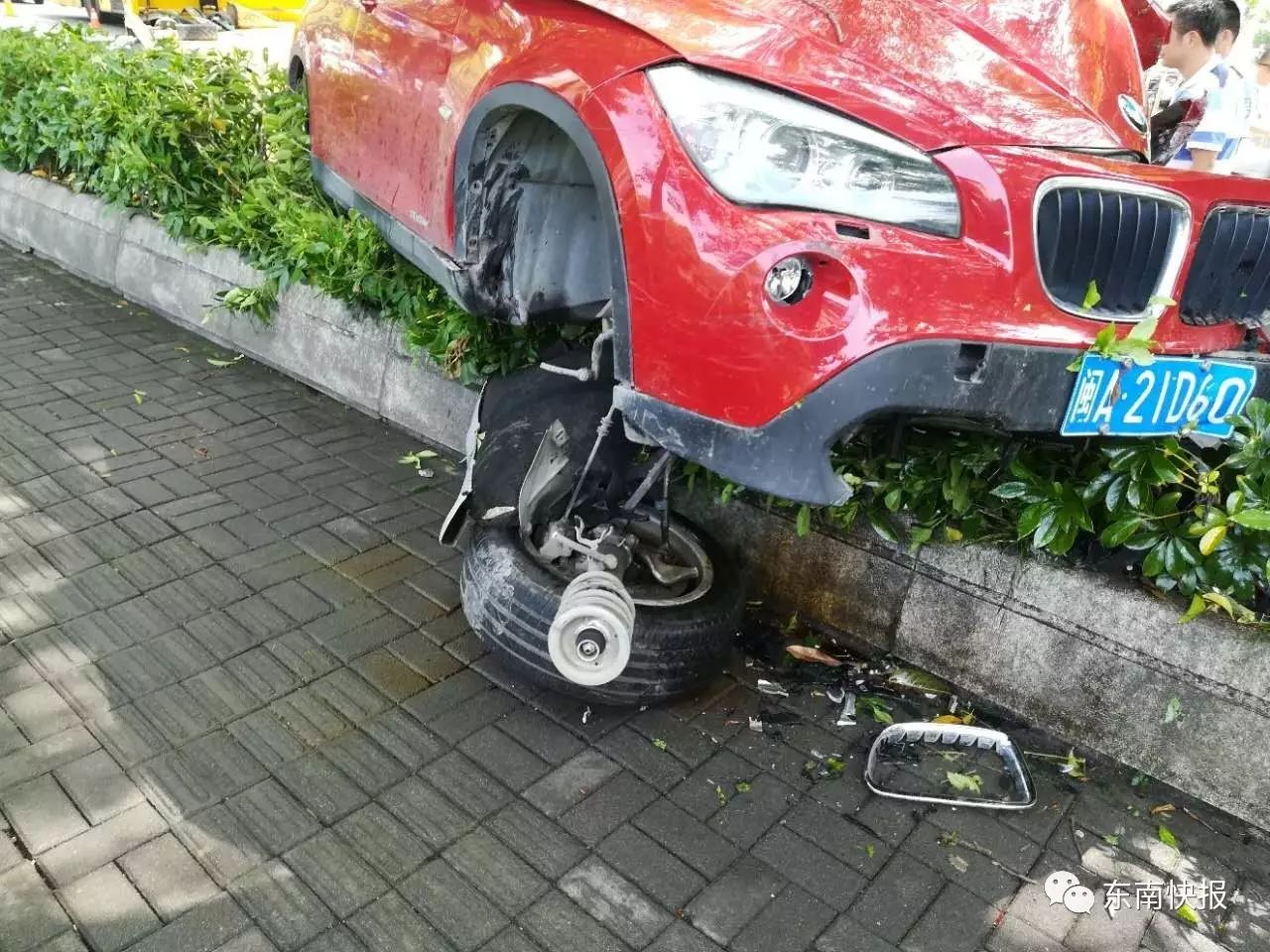 惨西湖公园外宝马车又撞死共享单车骑手半年内相同路段