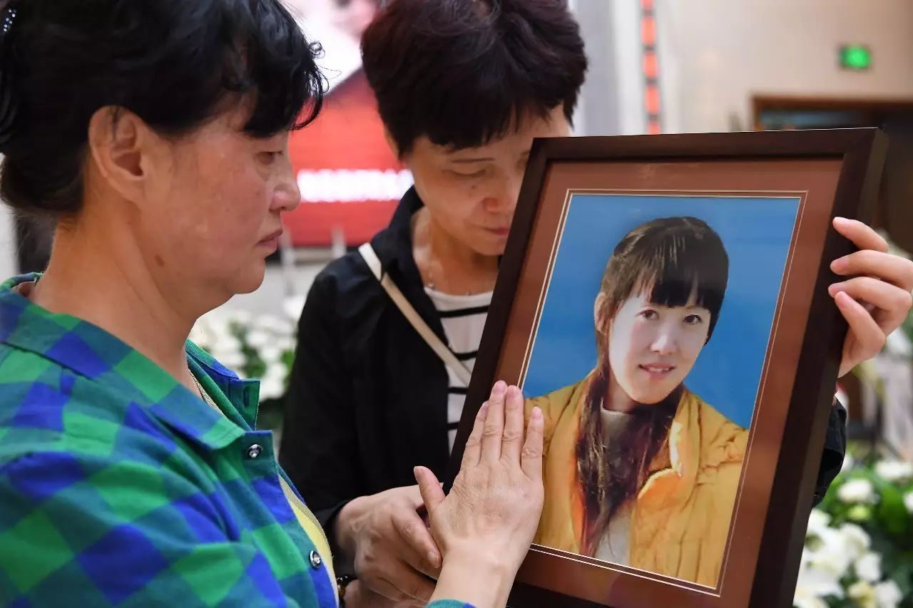 图片故事绝症女孩李欢把爱和坚强吟唱到生命终点