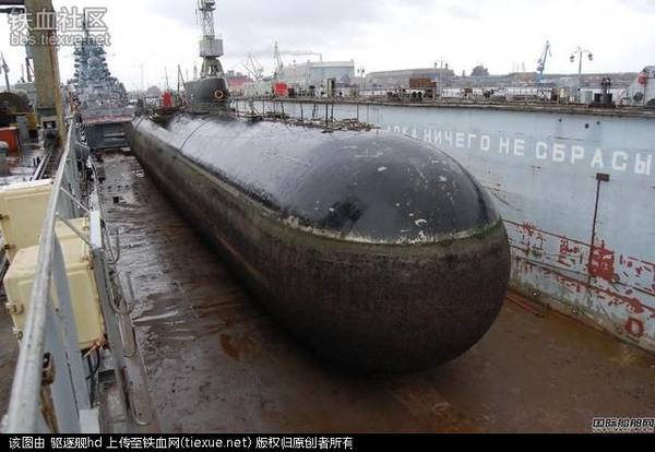 史上最惨烈潜艇事故全部官兵被活活压死