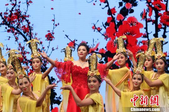 裘派"女花脸"在津举办省亲京剧演唱会|天津|崔馨月|京剧_新浪新闻