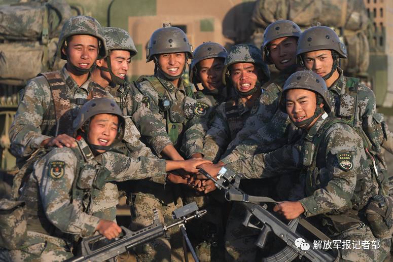 "找到蓝军指挥所,把它端掉!"是他们在朱日和的唯一目标